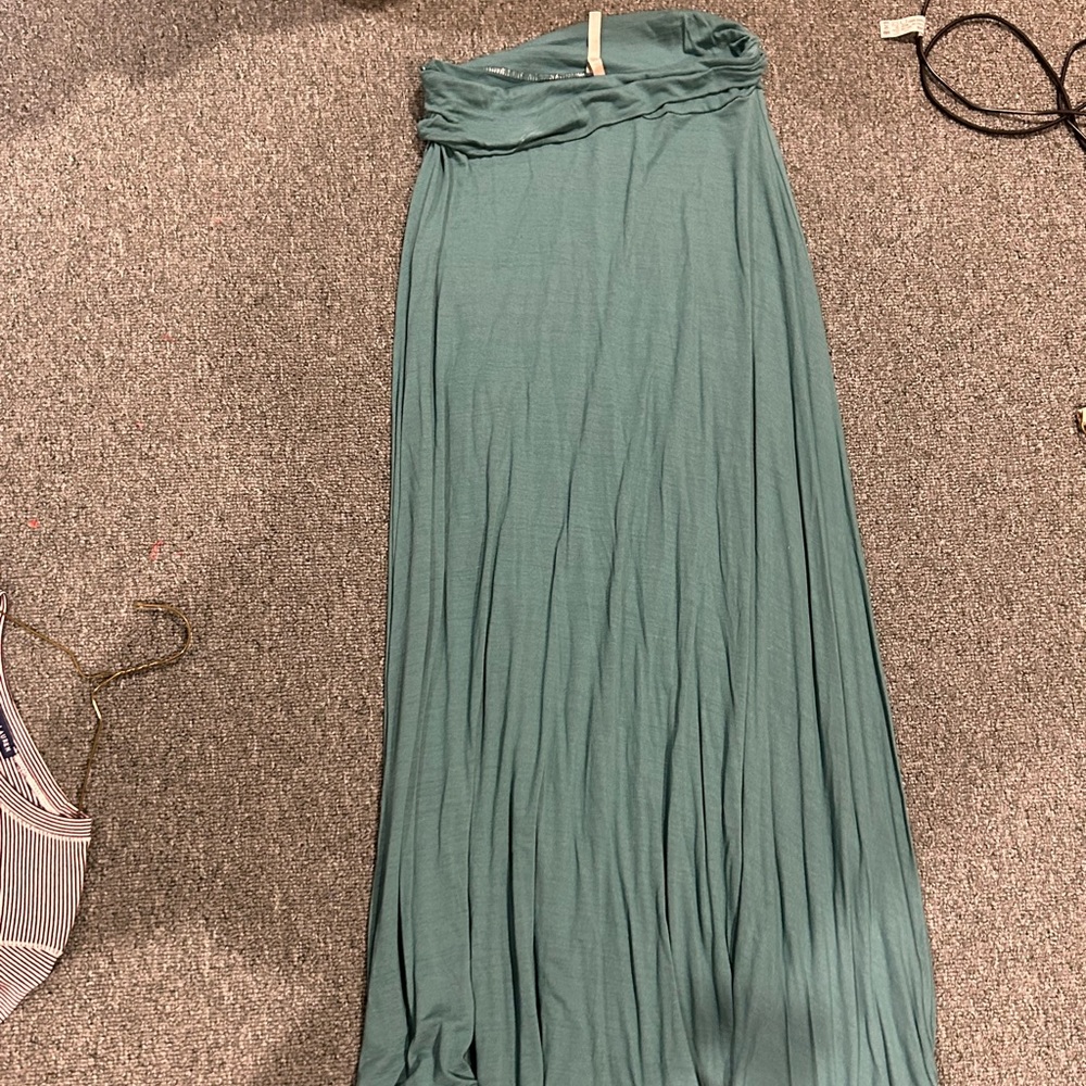 Green maxi skirt